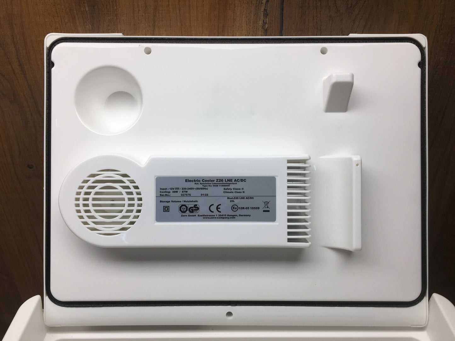 Zorn Z26 LNE AC/DC Elektrische Akku-Kühlbox und Warmhaltebox, 12/230V, I37696