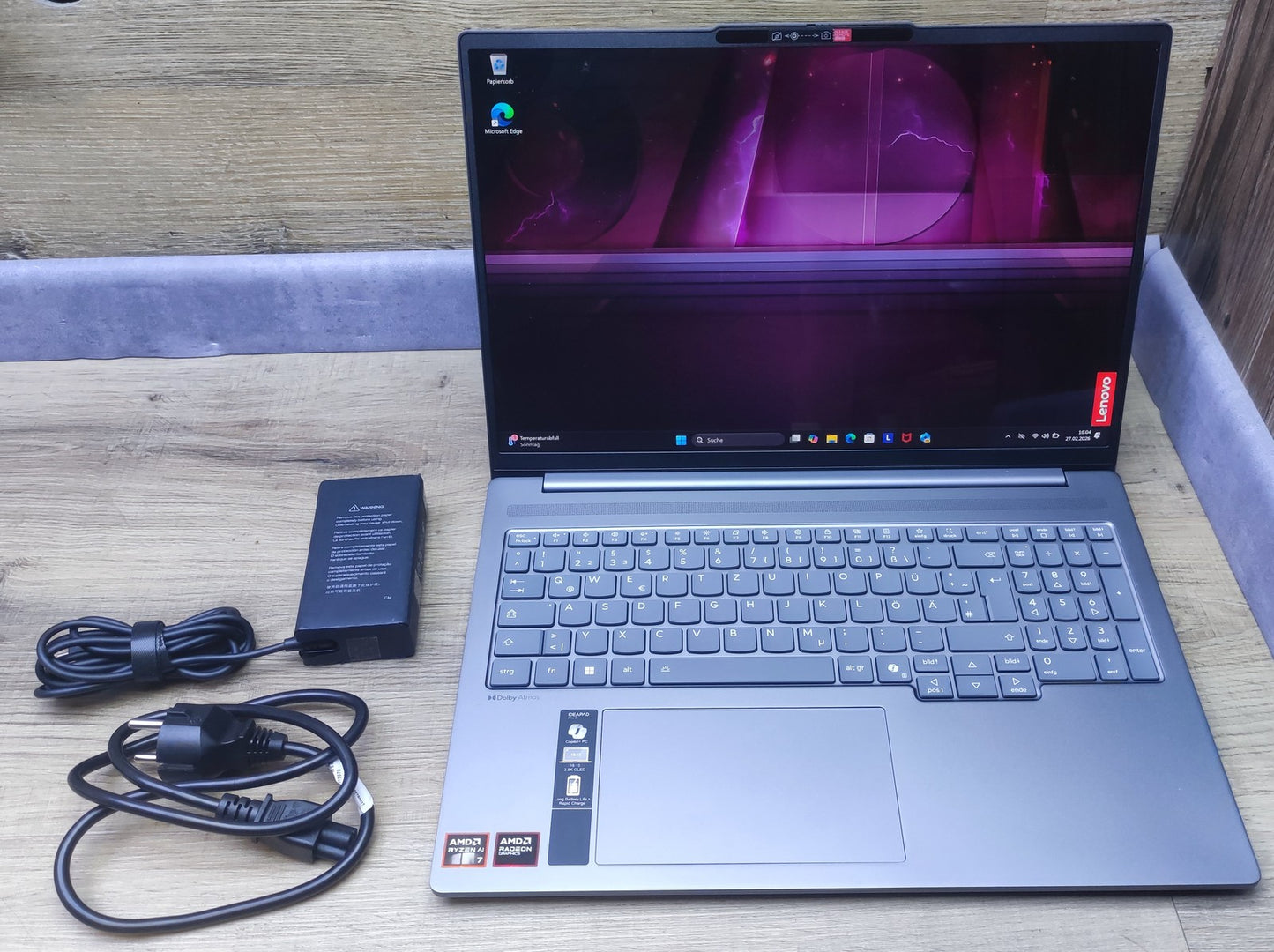 Lenovo IdeaPad Pro 5 16AKP10 Notebook 16" Ryzen AI 7 350 Radeon 860M 32GB 1TB
