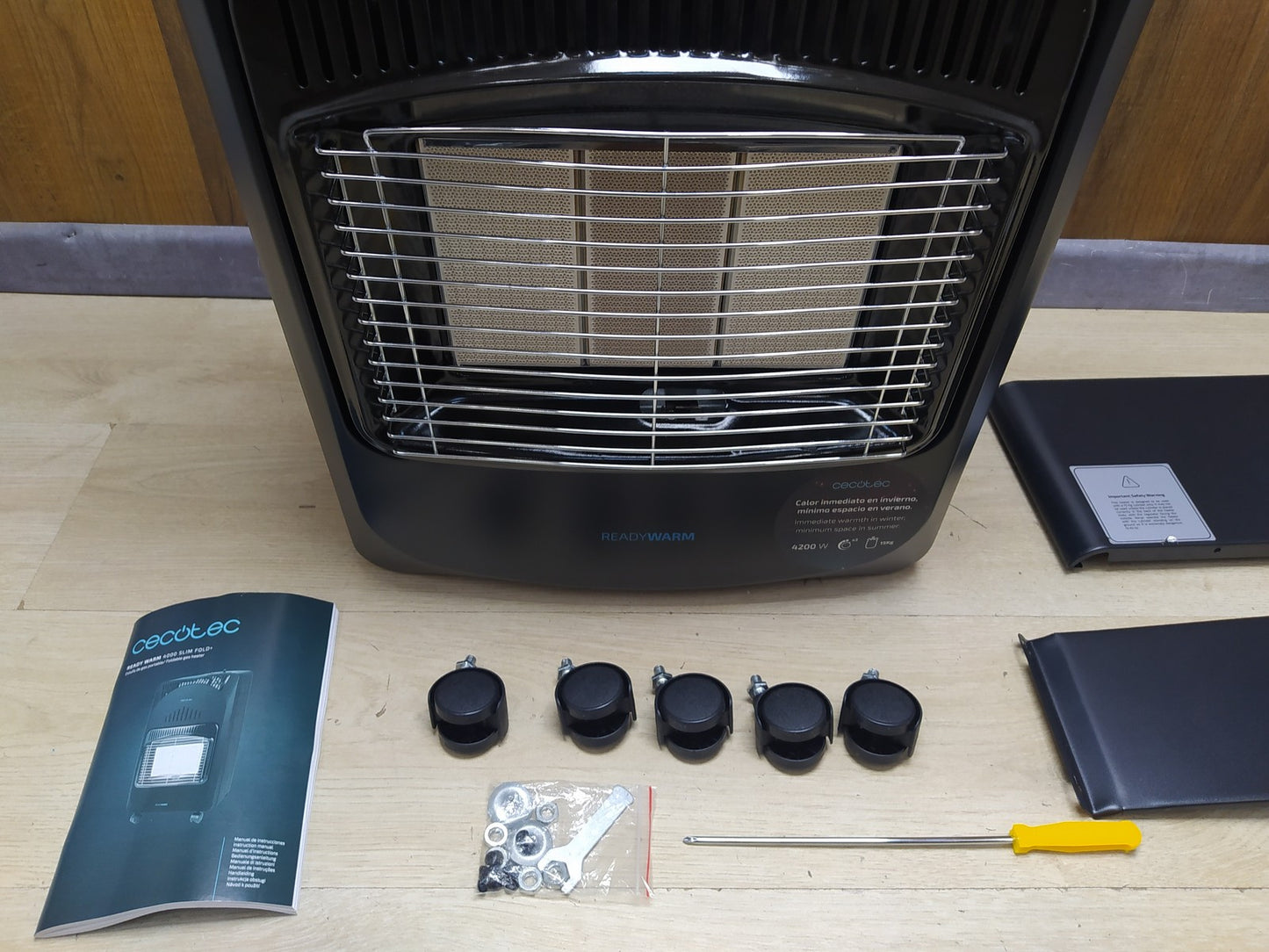 Cecotec 05850 Gasheizung ReadyWarm 4000 Slim Ford +,  4200 W, I35398