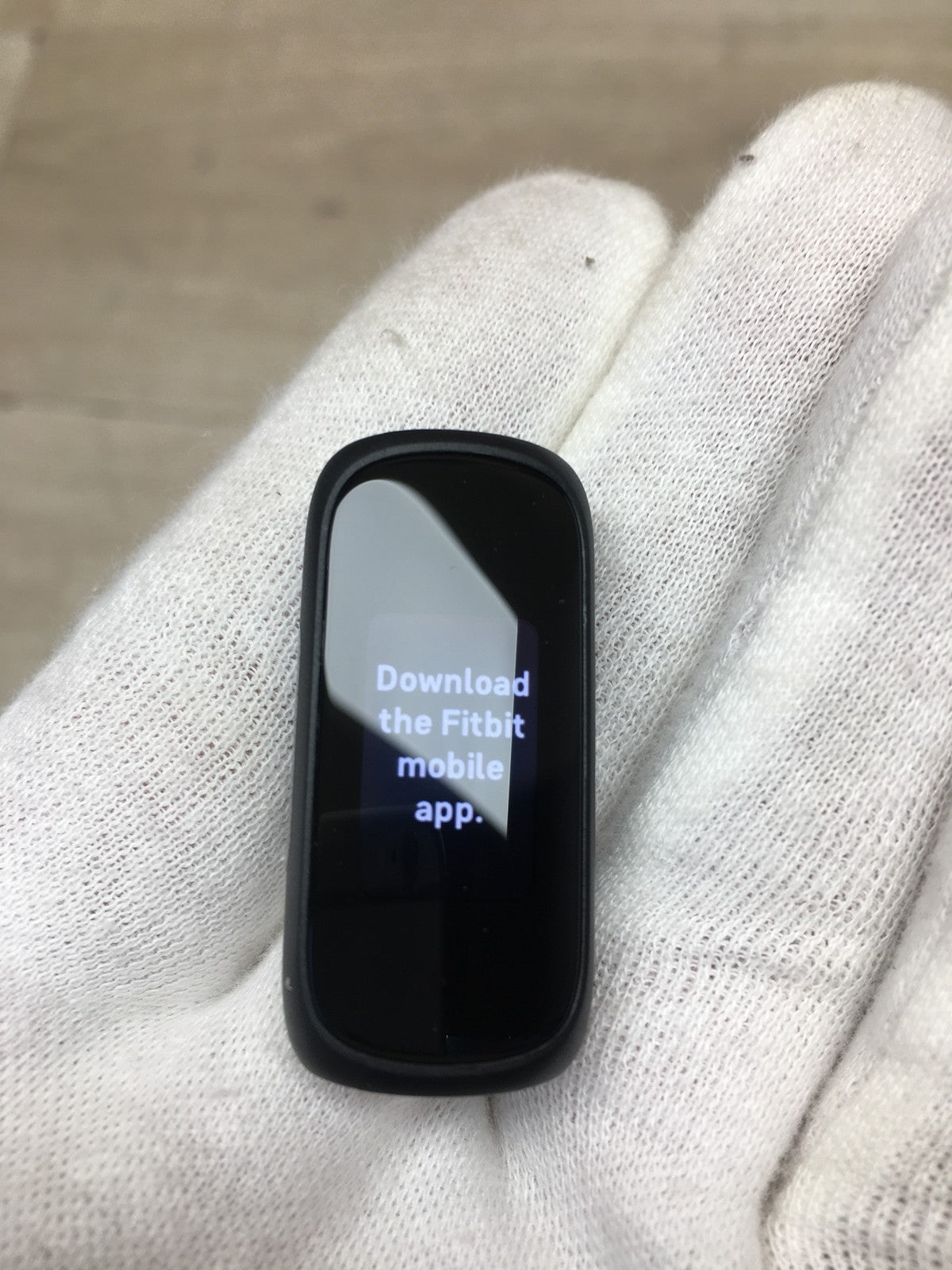 Fitbit Inspire 3 Fitnesstracker FB424, Morgensonne, I39225