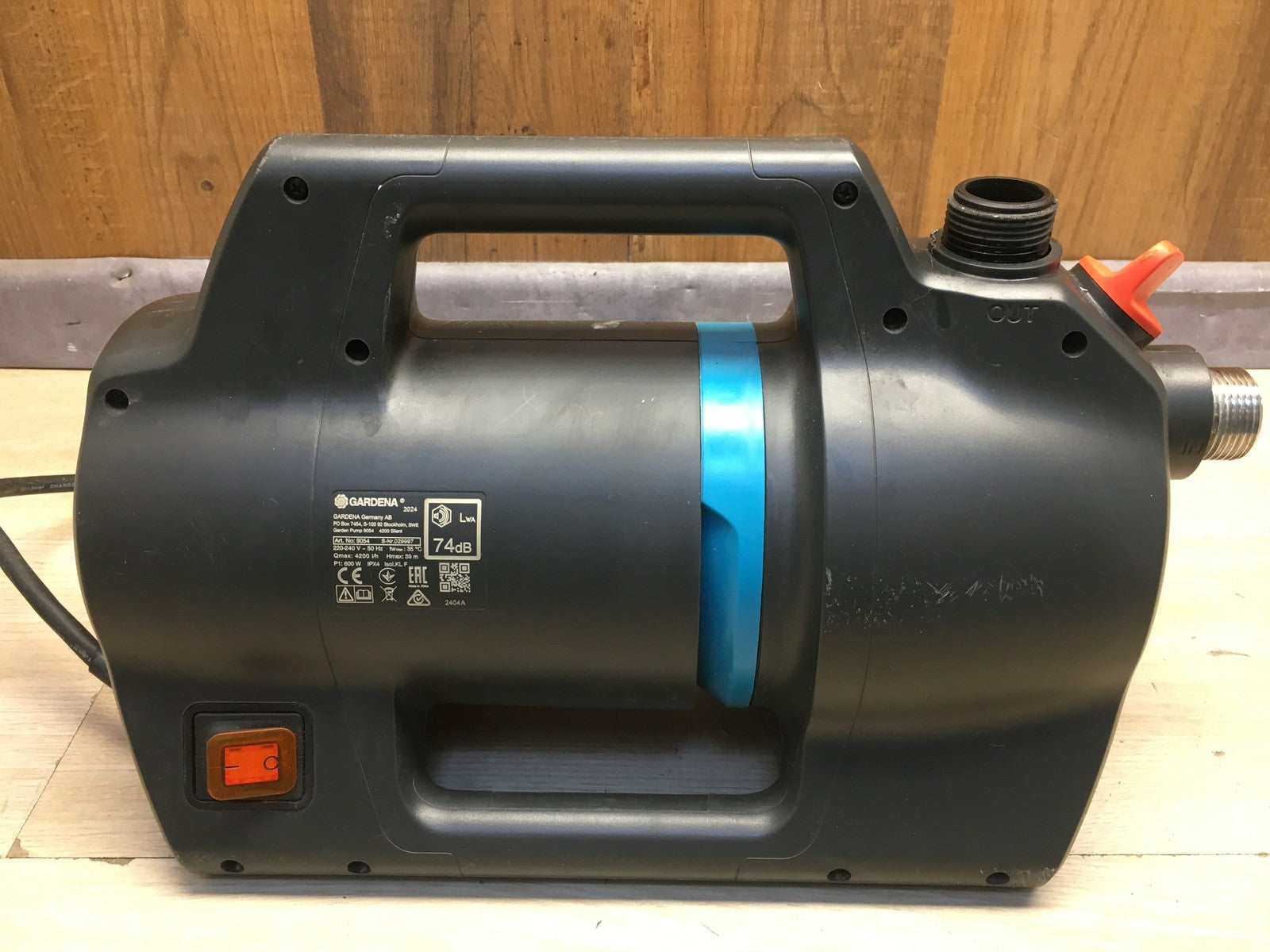 Gardena Gartenpumpe 4200 Silent (9054-20), Fördermenge 4200 l/h, 600 W, I39928