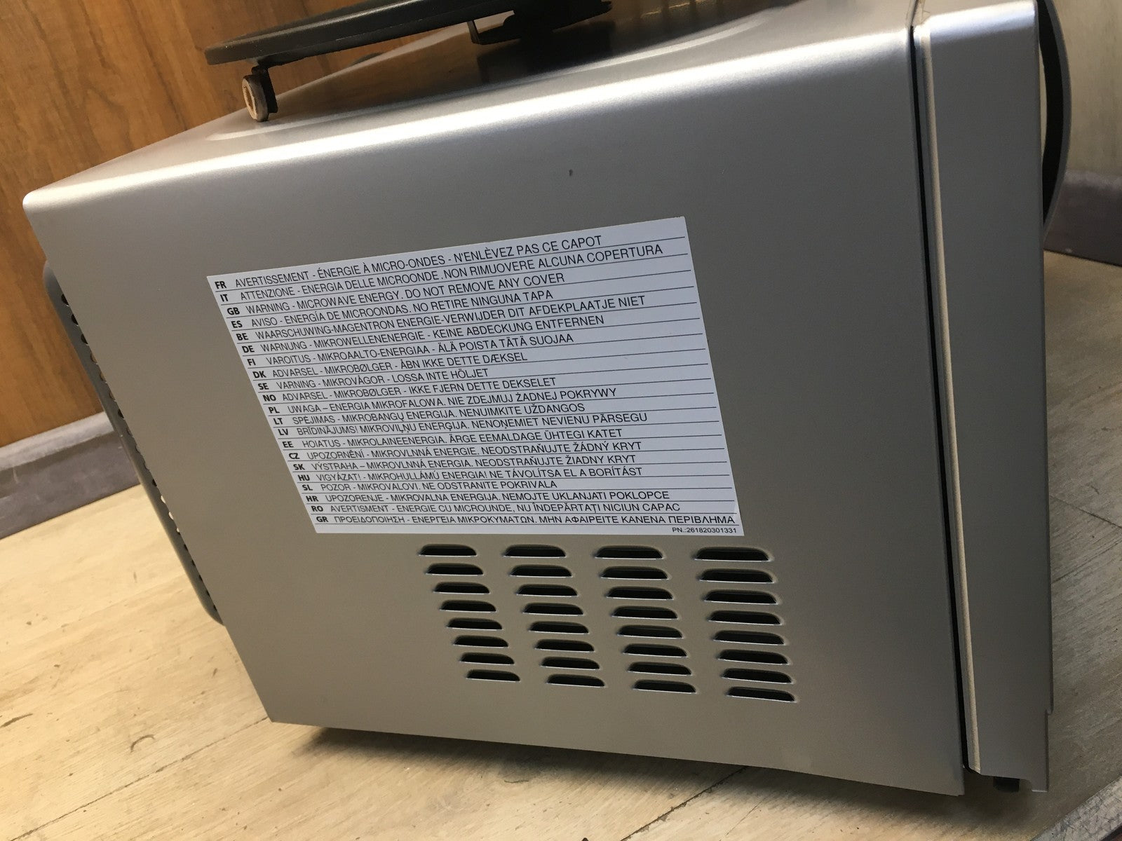 SHARP R843INW Mikrowelle 25 L, 900 W, I38786