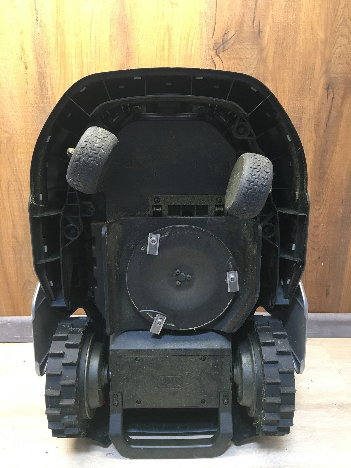 DREAME A2 1200 Mähroboter (MXXA8203) kabellos, für Flächen bis zu 1200m², I39455