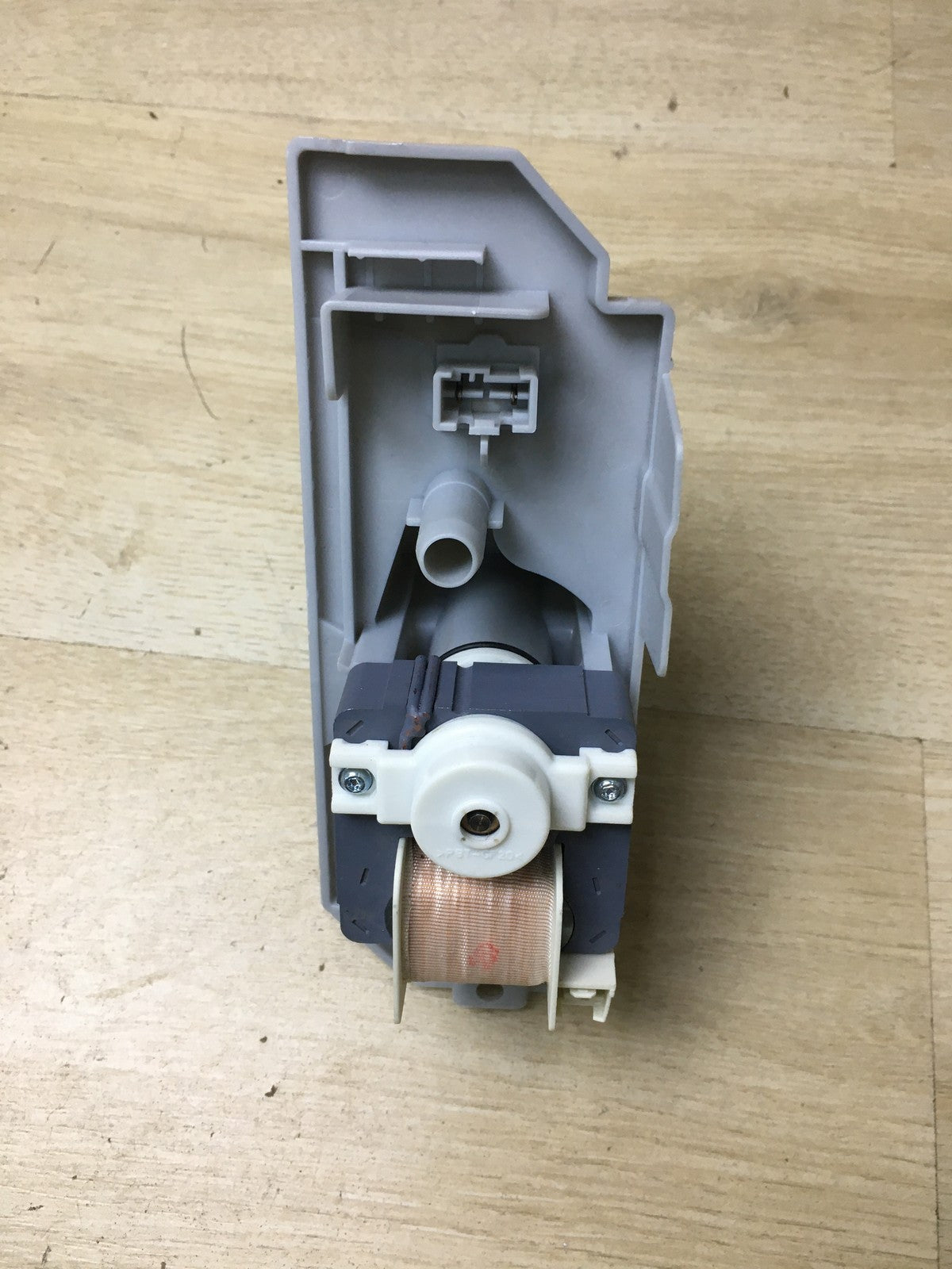 DL-pro Kondenswasserpumpe für Bosch Siemens Neff Constructa Balay 146123, I35366
