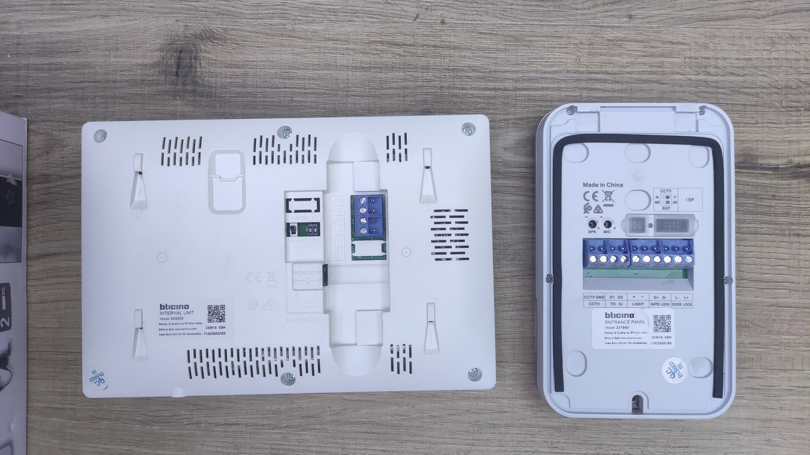 Bticino Video-Türsprechanlage 317913 EasyKit Essential verkabelt, I38942