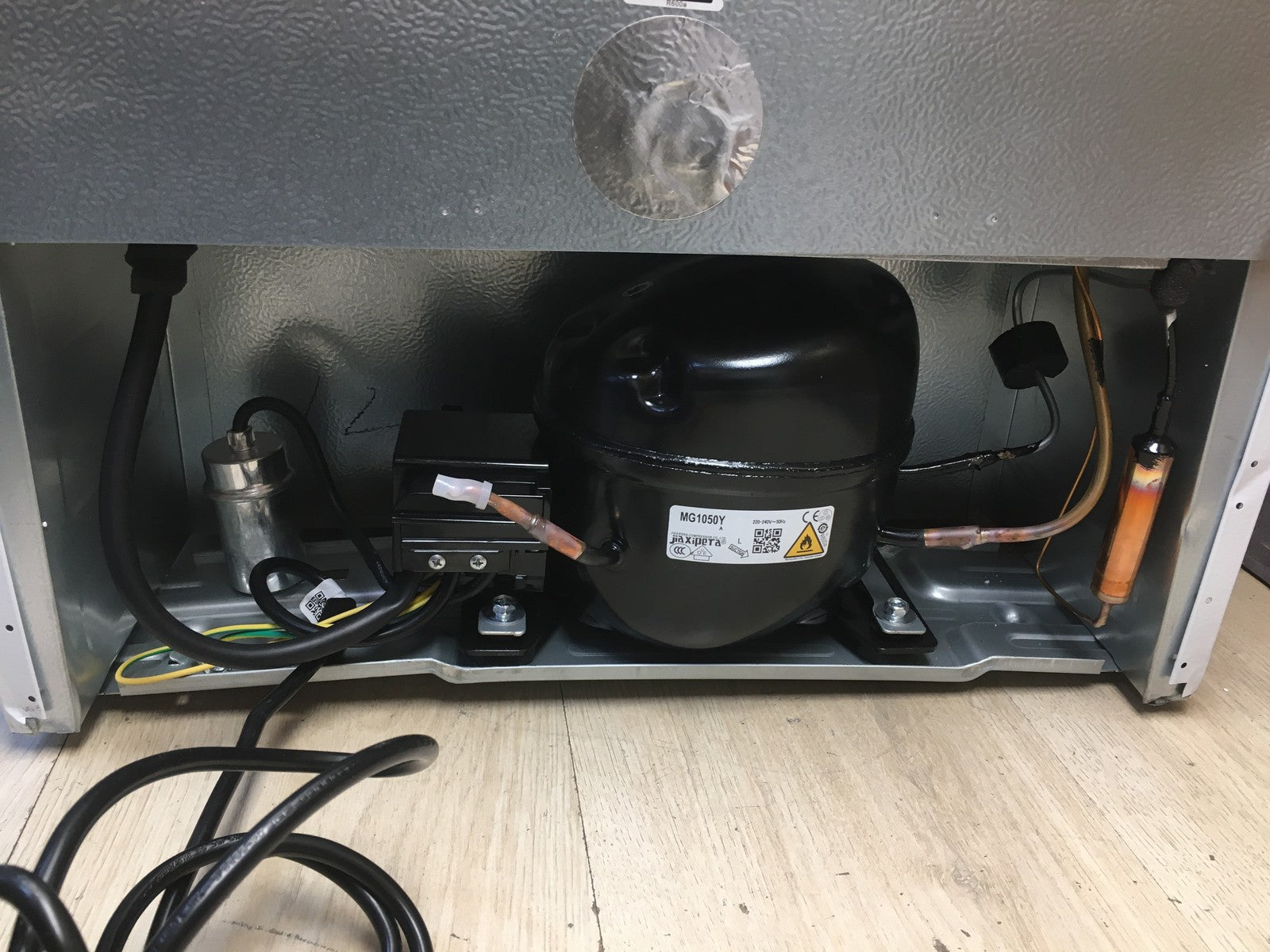 Gorenje R39EPW4 Tischkühlschrank Freistehend, 40dB, 92 L, EEK E, I39436
