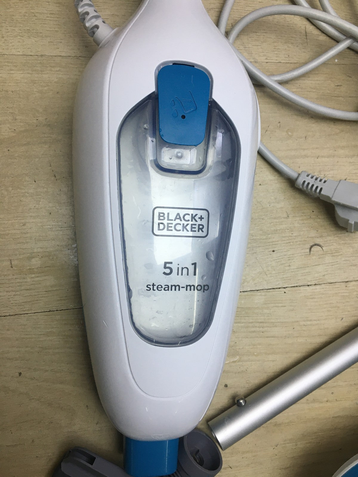 Black+Decker FSMH13E5-QS Dampfwischer mit Handreiniger 5 in 1, I35209