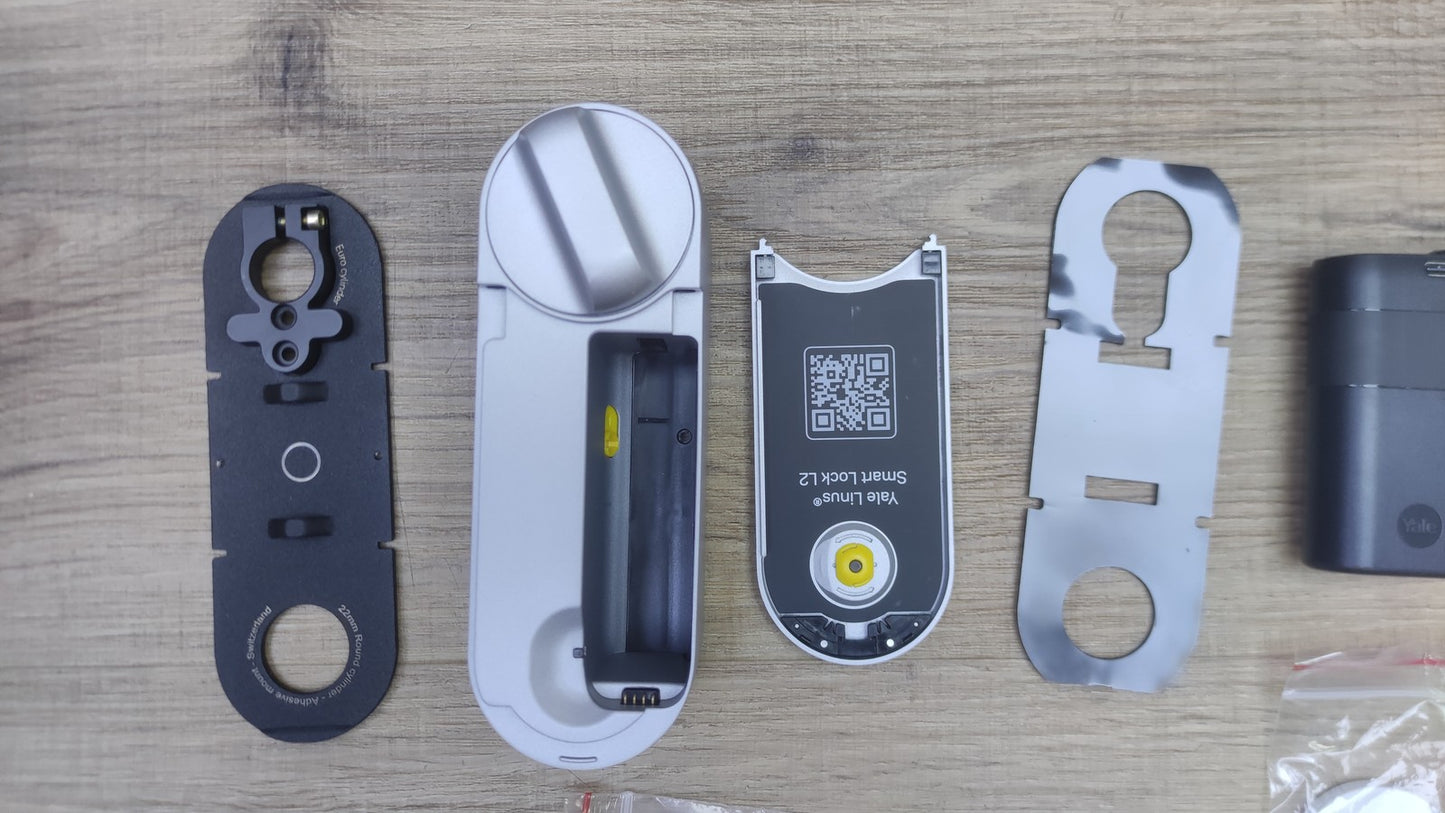 Yale Linus Smart Lock L2 Intelligentes Türschloss Silber SL-103, I38636