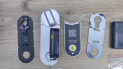 Yale Linus Smart Lock L2 Intelligentes Türschloss Silber SL-103, I38636