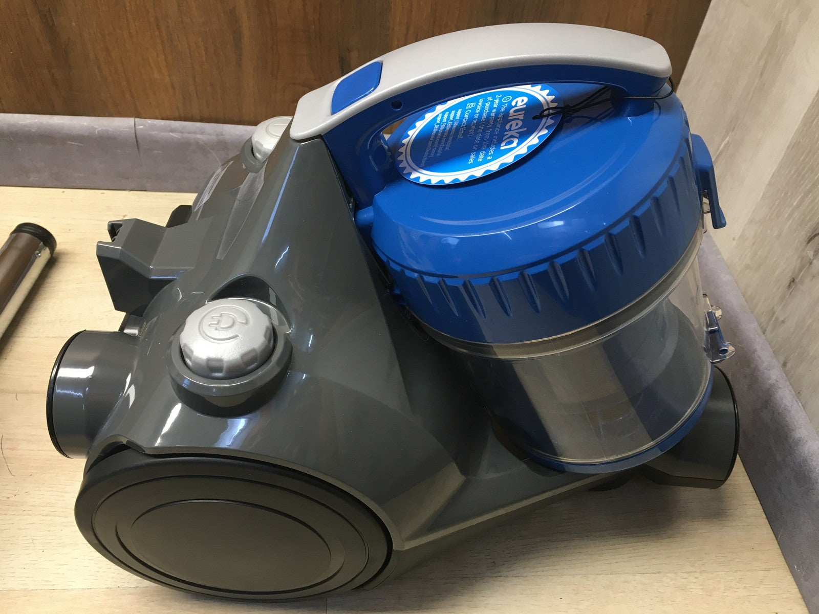 Eureka WhirlWind NEN110A Staubsauger Beutellos, Leistungsstark, I36020