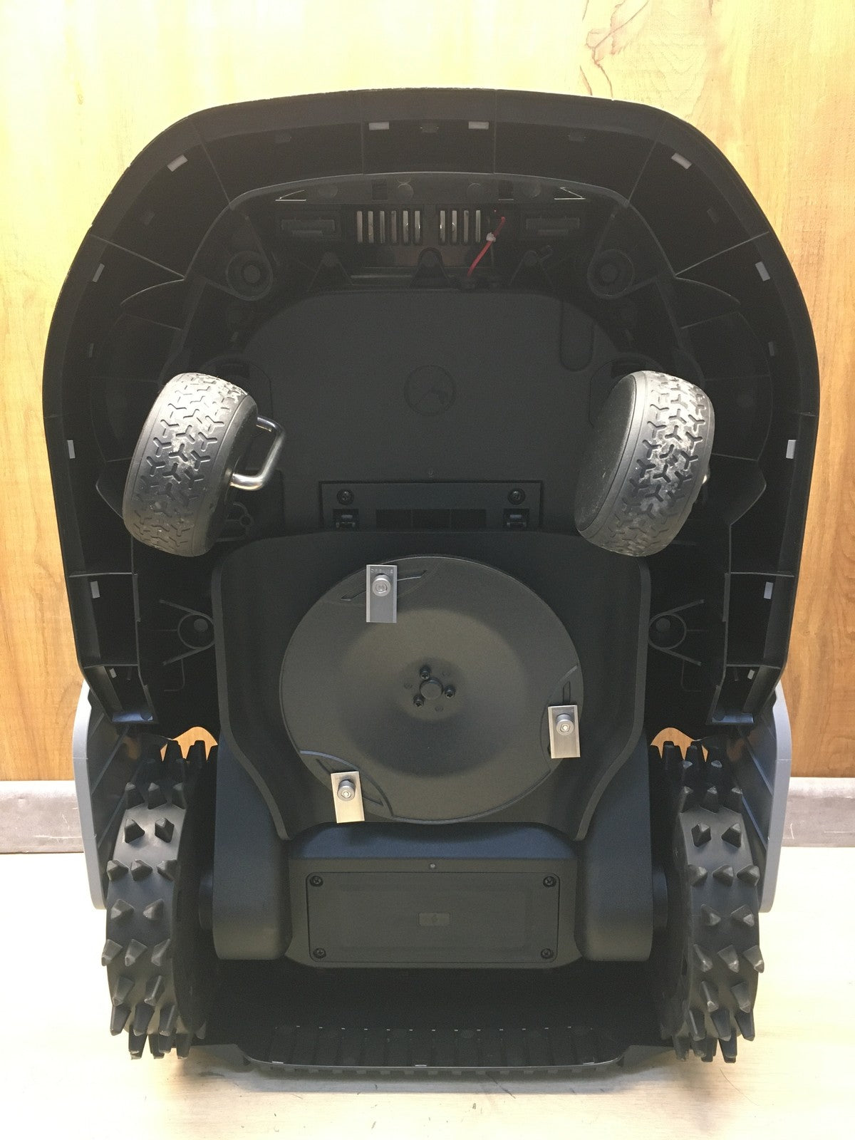 DREAME Intelligenter Mähroboter A1 Pro bis 2000m² 3D Sensor (MLLA7210) I38005