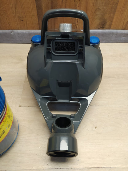 Amazon Basics VCS35A17KOA Zylinder-Staubsauger, 700W, I36327