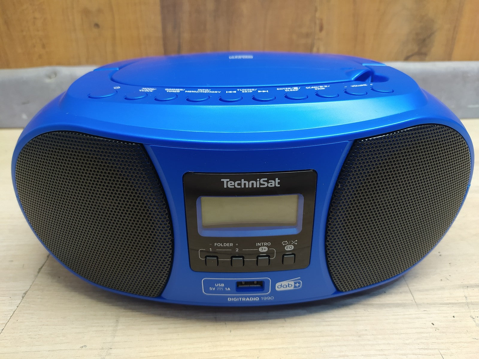 TechniSat DIGITRADIO 1990 Stereo-Boombox mit DAB+/UKW-Radio und CD-Player I39029