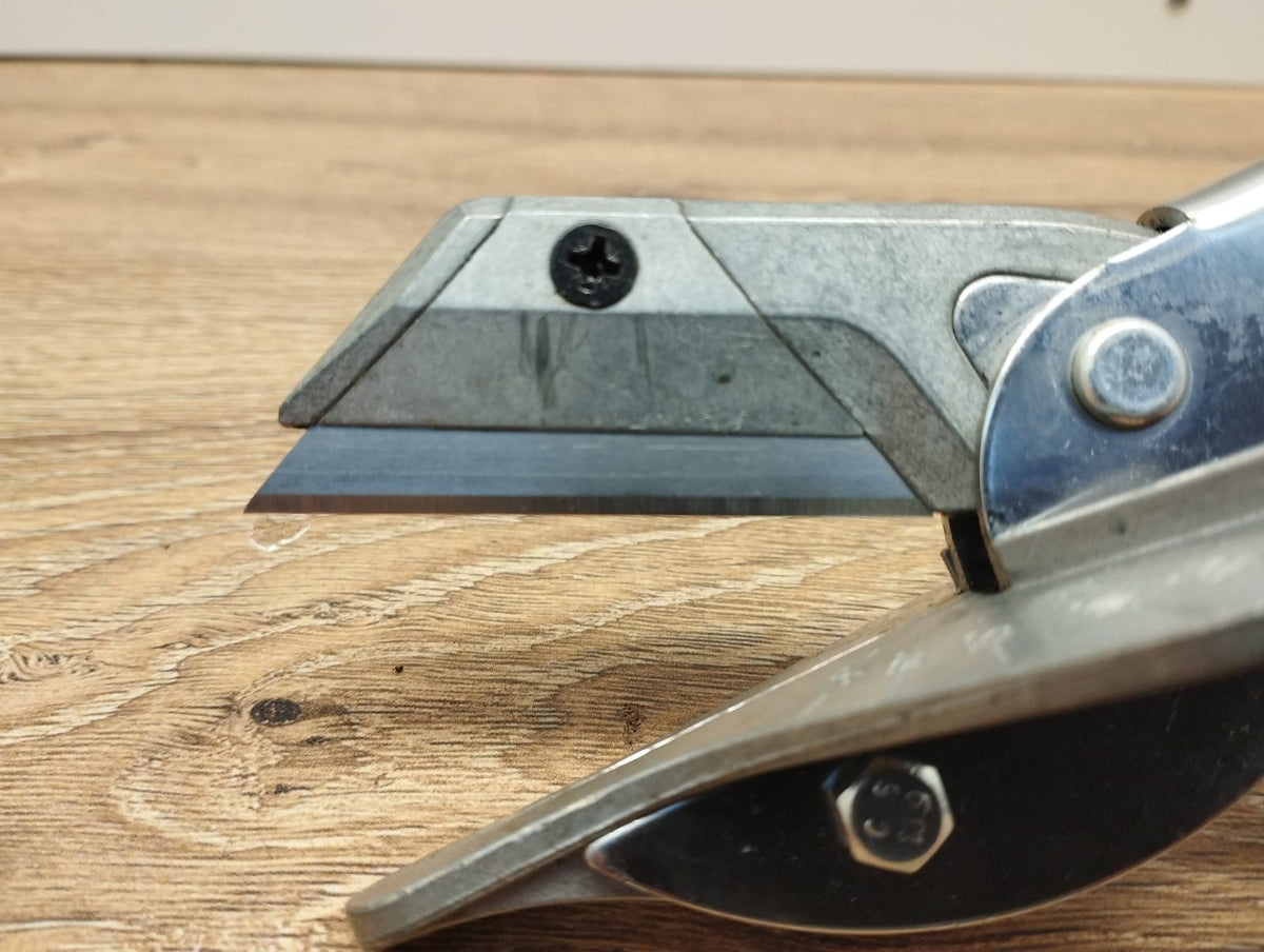 KNIPEX 215mm 8 1/2 Gehrungsschere für Kunststoff 94 35 215