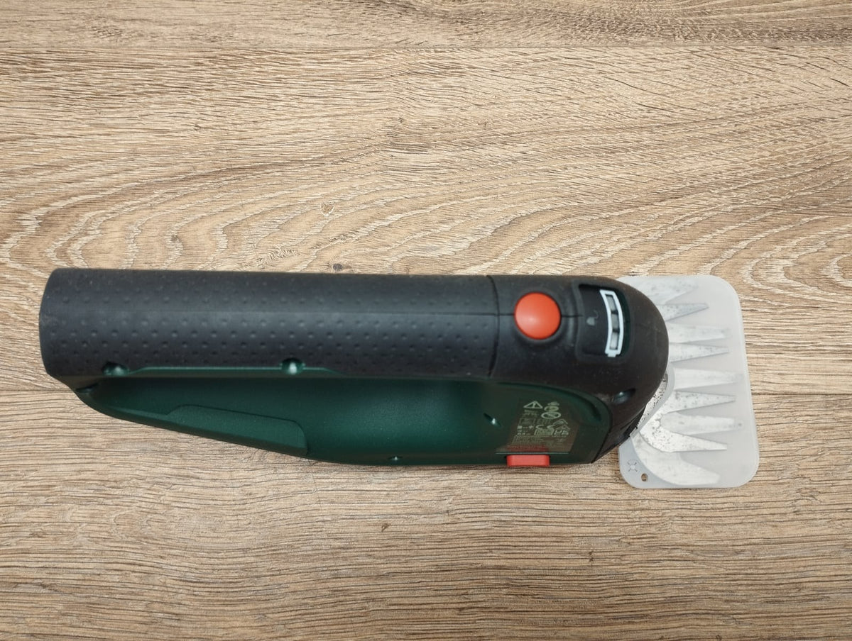Bosch AdvancedShear 18V-10 Akku Gras- Strauchschere Set inkl. Akku 3 600 H57 000