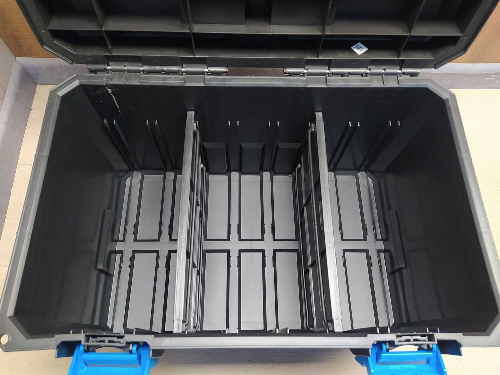 Högert Technik HT7G502 Werkzeugkasten, Tragfähigkeit bis zu 50 kg, I38991