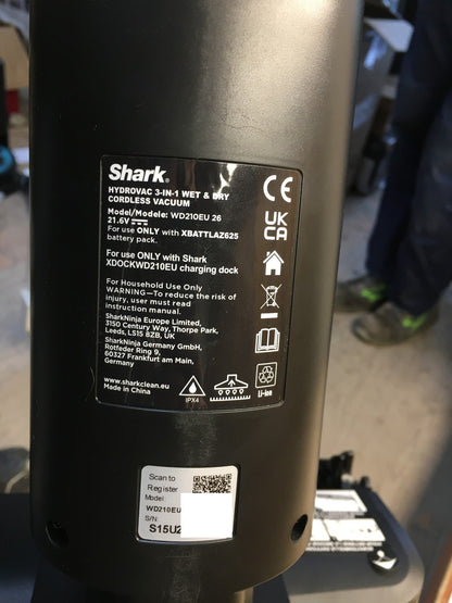 Shark HydroVac Kabelloser Nass-/Trockensauger WD210EU, I36013
