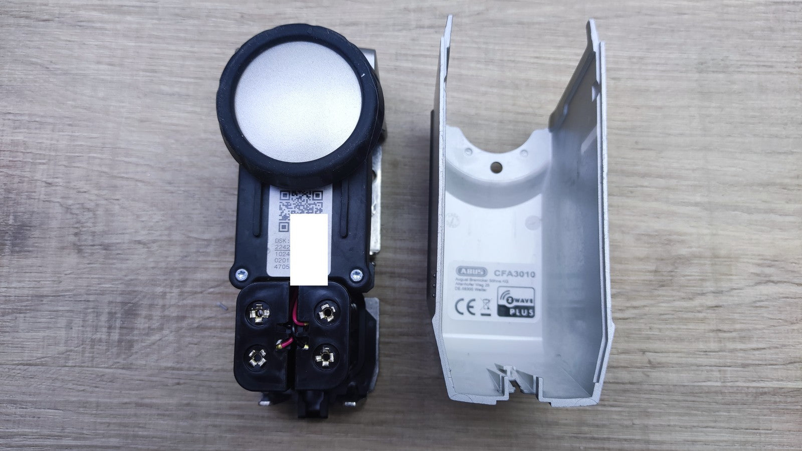 ABUS HomeTec Pro Z-Wave-Türschlossantrieb CFA3010 silber, I36358