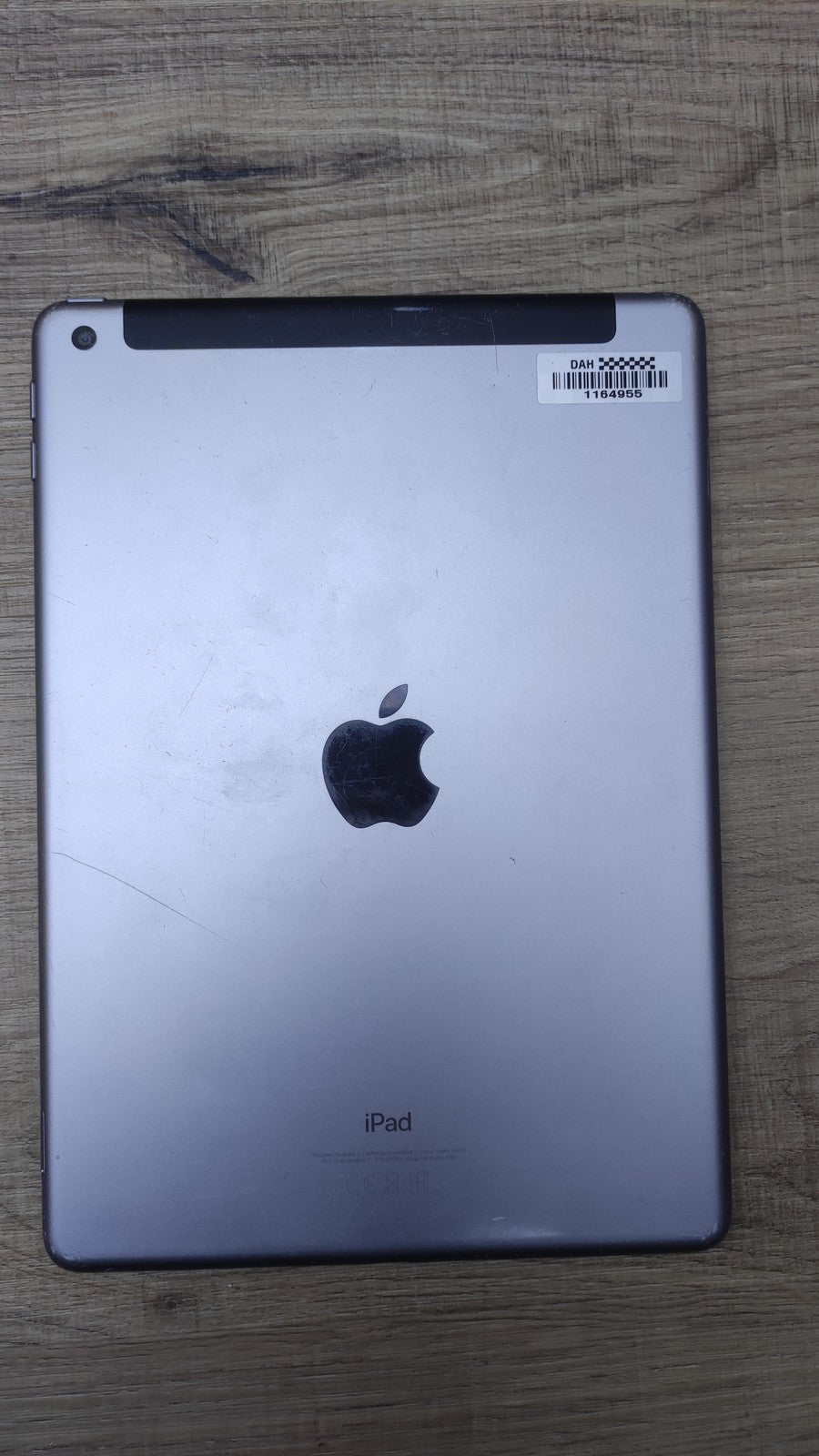 Apple iPad 128GB Tablet 9.7 Zoll LTE + WiFi Space Gray 6. Gen A1954 LOCKED