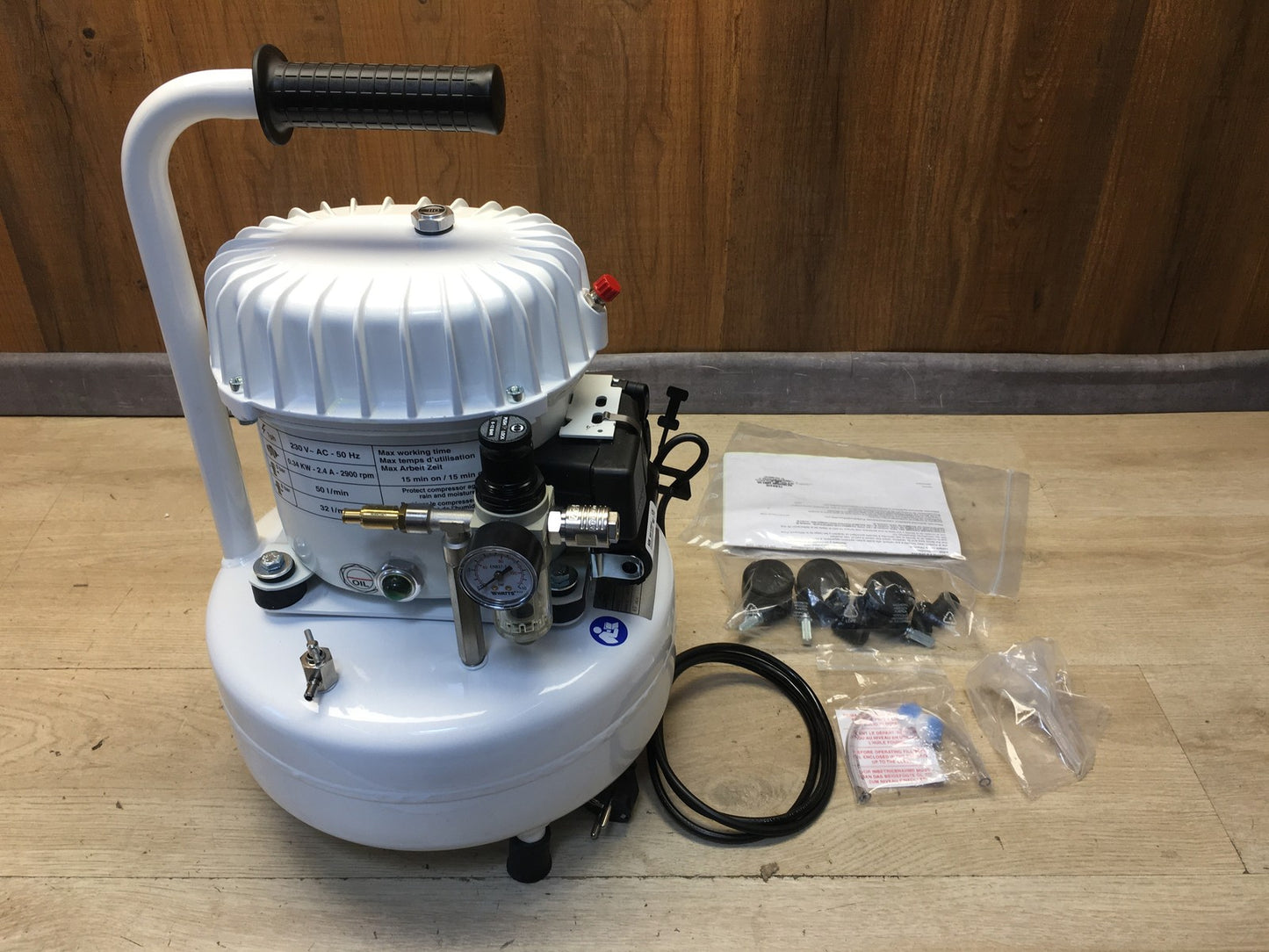 Mecadeco 425516 Kompressor Airbrush 9L 0,37 kW 7 bar, I38578