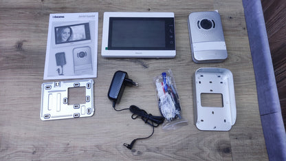 Bticino Video-Türsprechanlage 317913 EasyKit Essential verkabelt I37228
