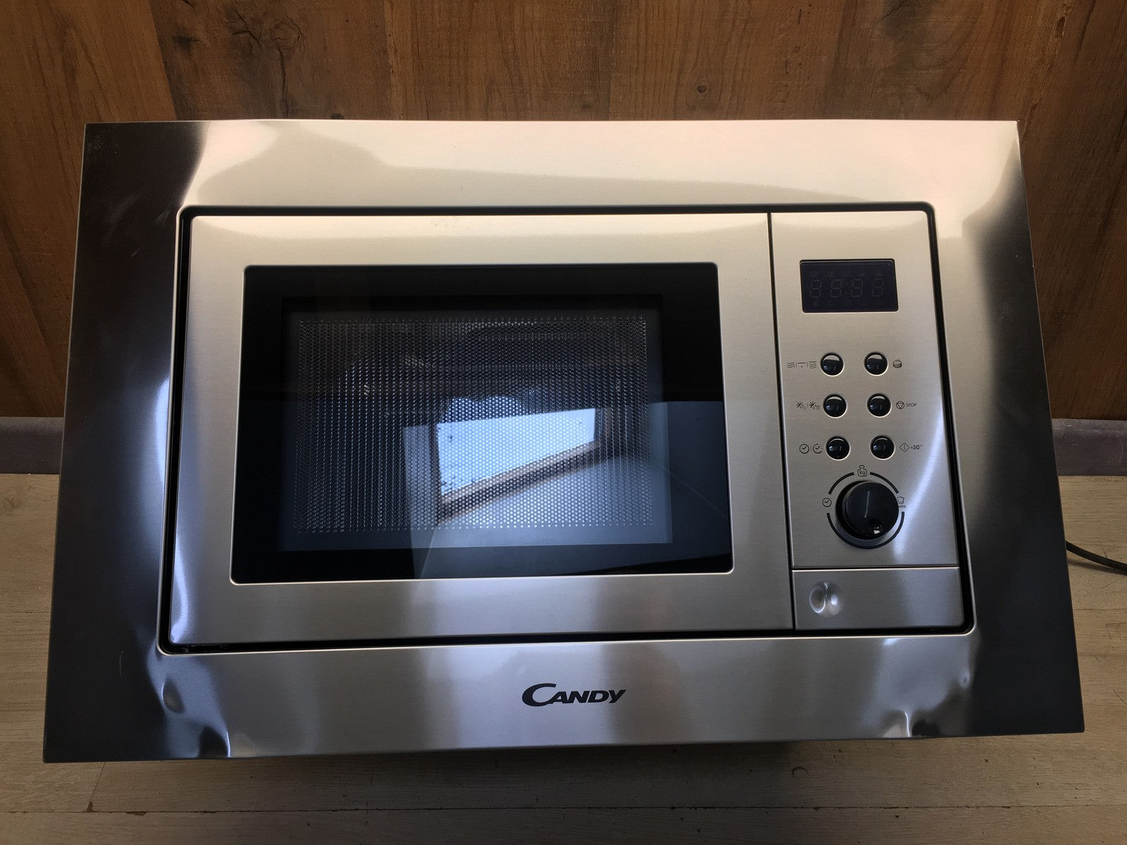Candy MIC211EX Mikrowelle mit Grill (21 L), 800W, I38992