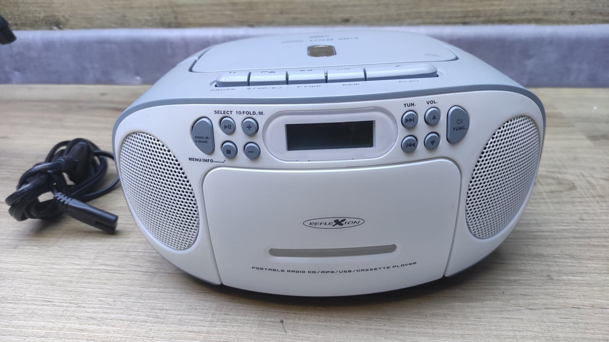 Reflexion RCR2260DAB Tragbares CD/MP3-Cassetten-USB-DAB+-Stereo Radio