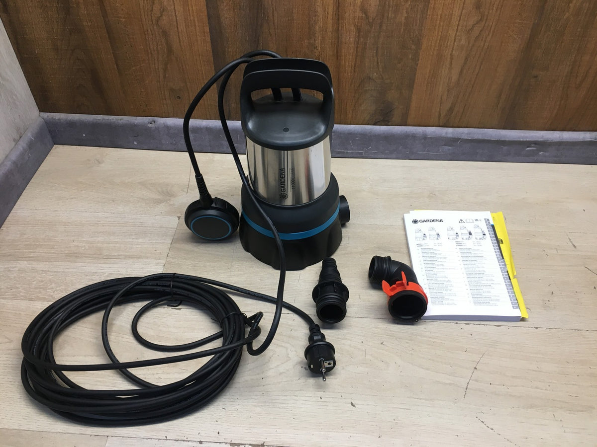 Gardena Klarwasser-Tauchpumpe 11000 (9032-20), 11.000 l/h Fördermenge, I40863