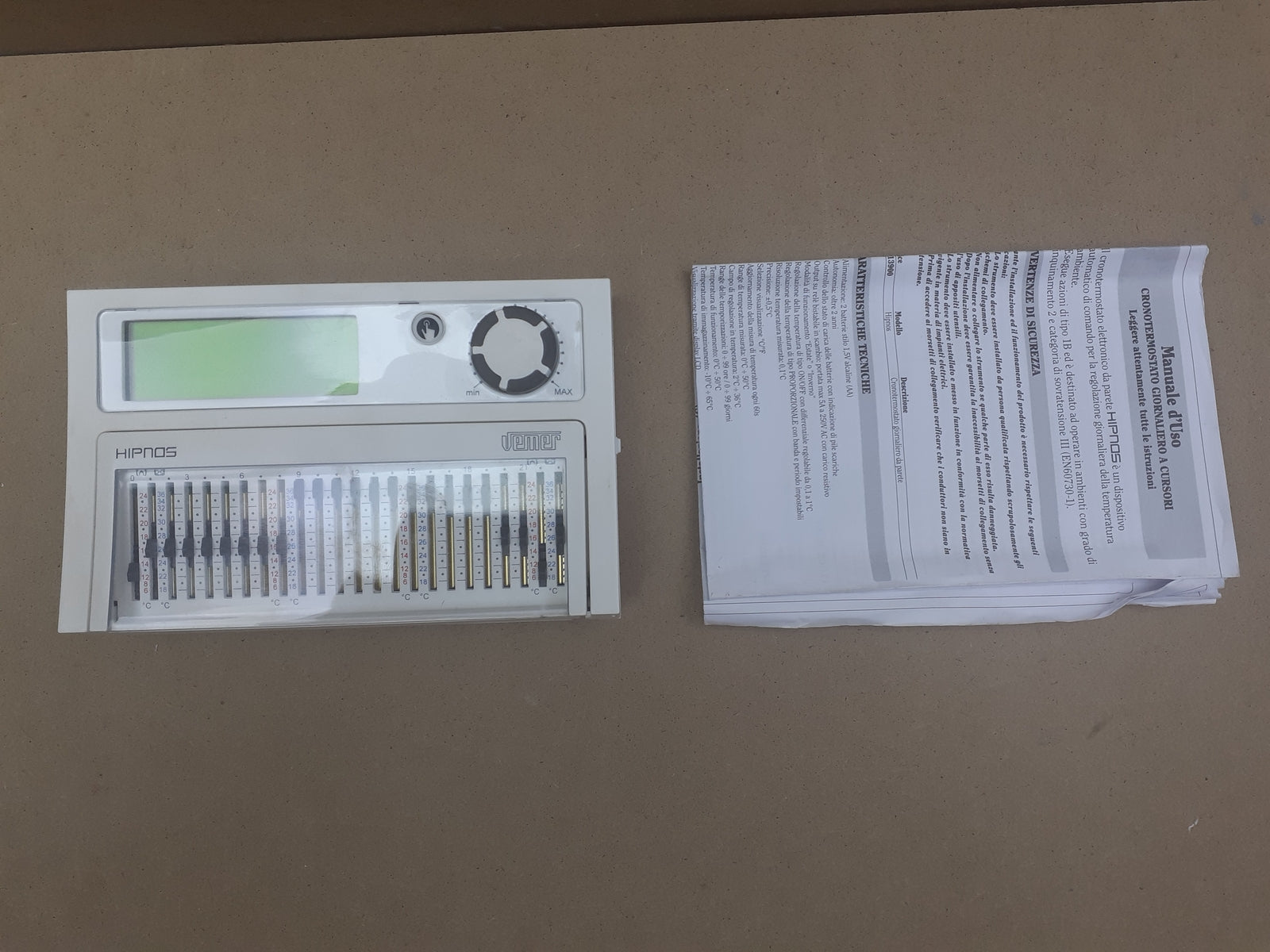 Vemer VE013900 Thermostat mit Schiebern, Hipnos, Täglich, Wandmontage, I09170