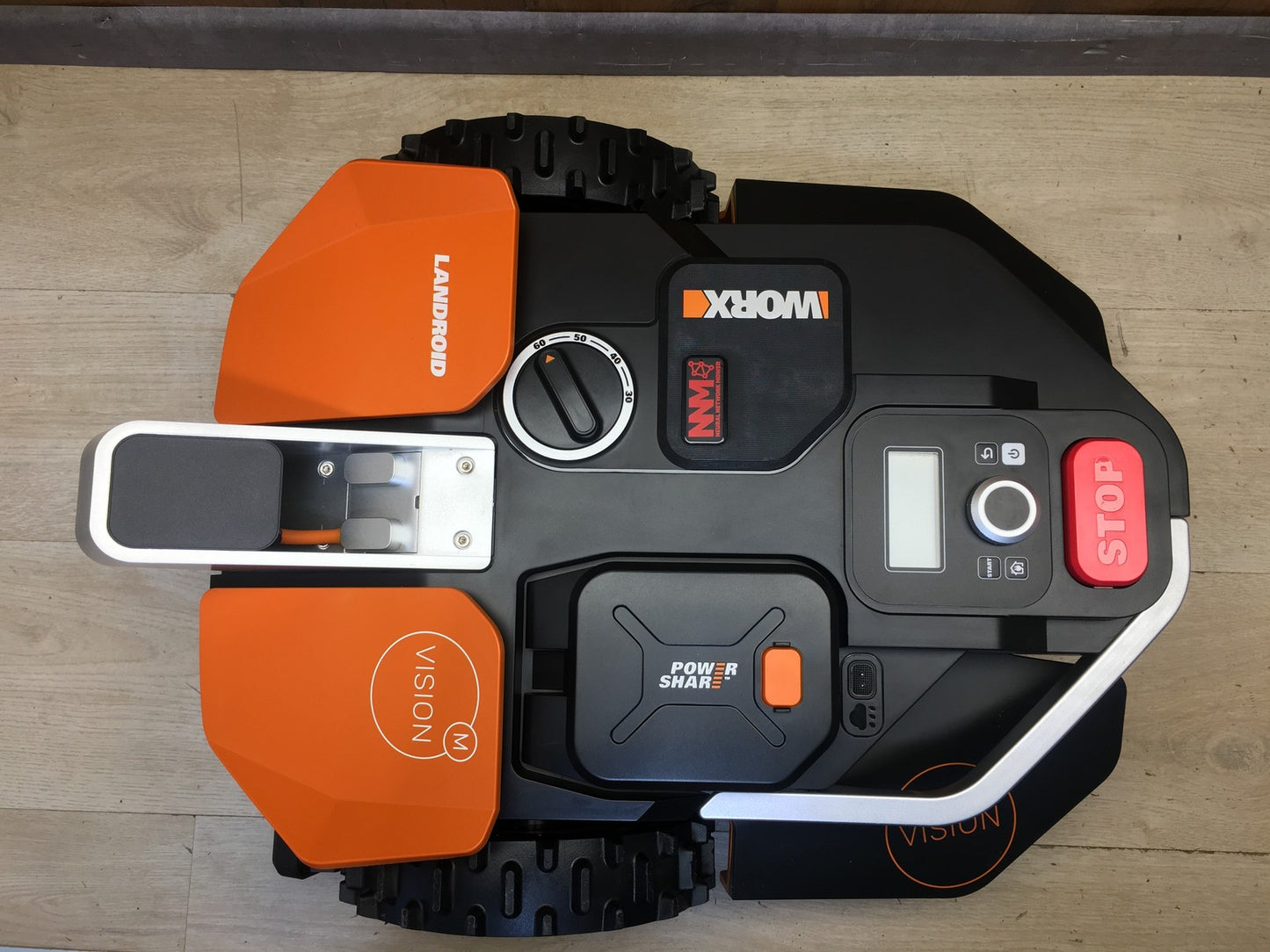 WORX Landroid Vision M550 Mähroboter ohne Begrenzungskabel WR205E, I38187