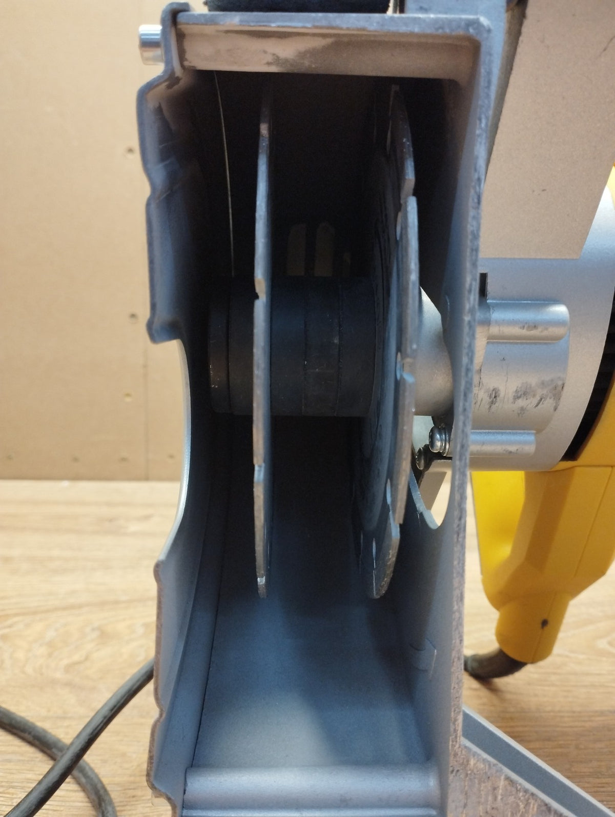 Powerplus Mauernutfräse POWX0650 Schlitzfräse Mauerfräse Fräse DEFEKT!