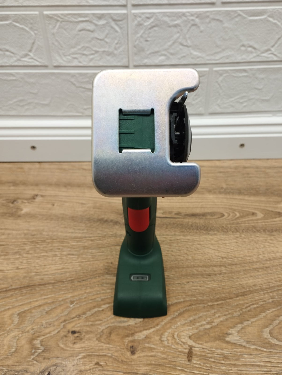 Bosch UniversalCut 18V-65 Akku-NanoBlade-Säge 3 603 CD5 200 Freihandsäge grün