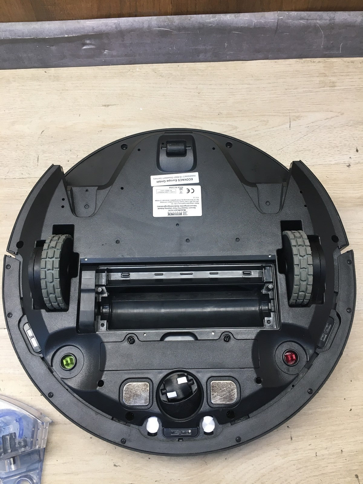 ECOVACS DEEBOT OZMO 930 Saugroboter mit Wischfunktion DG3G, I39134
