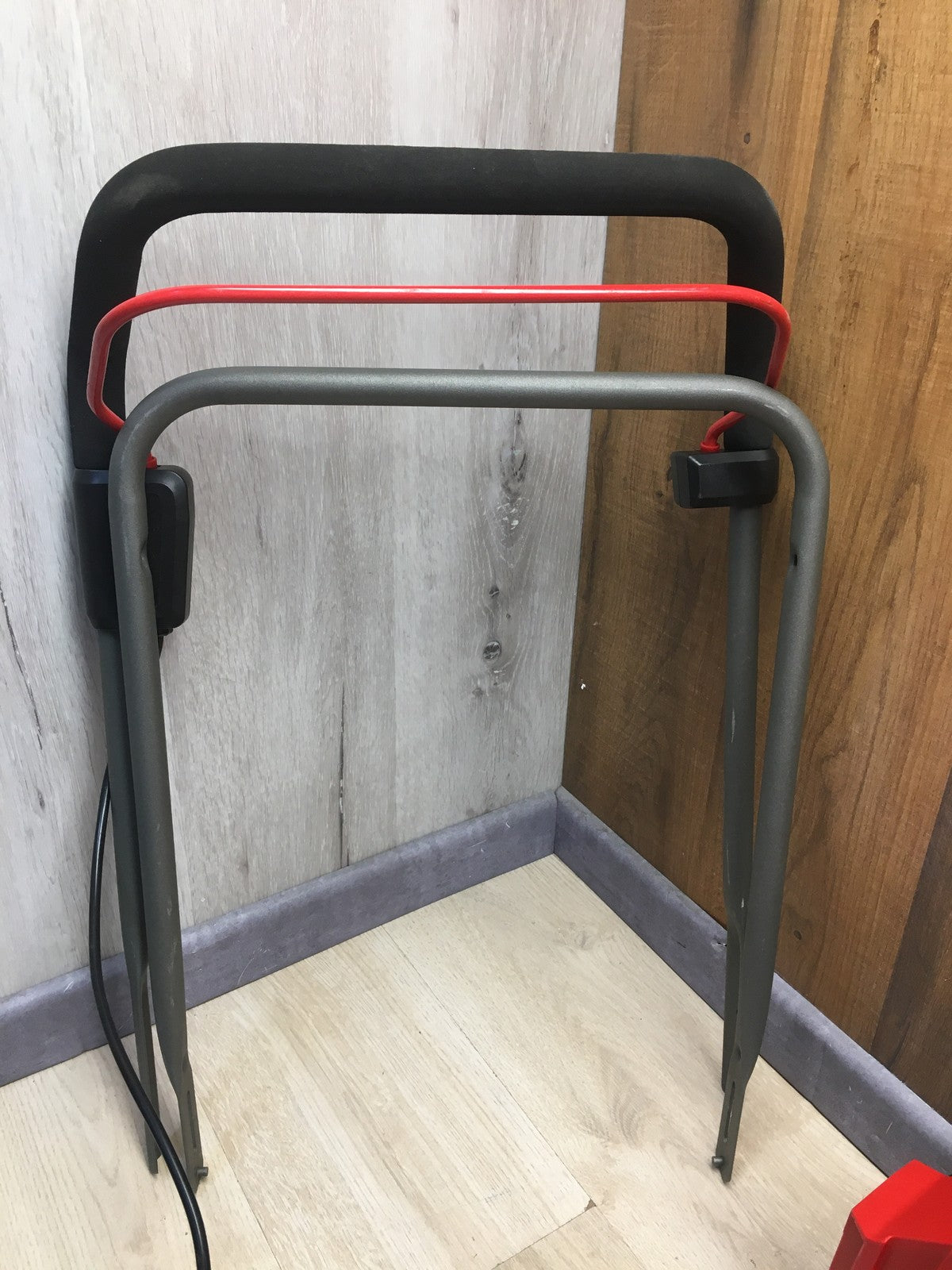 Einhell TE-SW 18/610 Li Akku-Kehrmaschine SOLO Arbeitsbr. 61cm (2352040), I37397