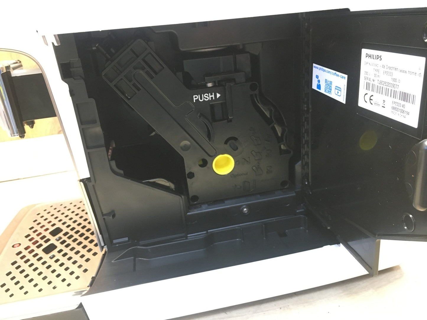 PHILIPS EP2333/40 Vollautomatische Espressomaschine, I39323
