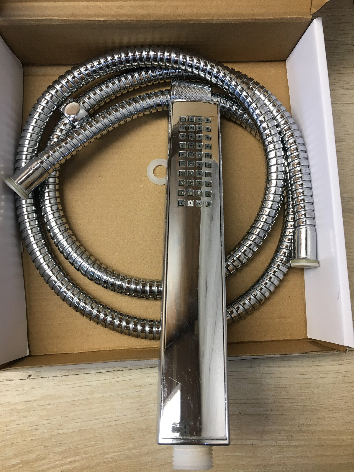 SCHÜTTE 60049 SUMBA Duschsystem mit Thermostat, I36556