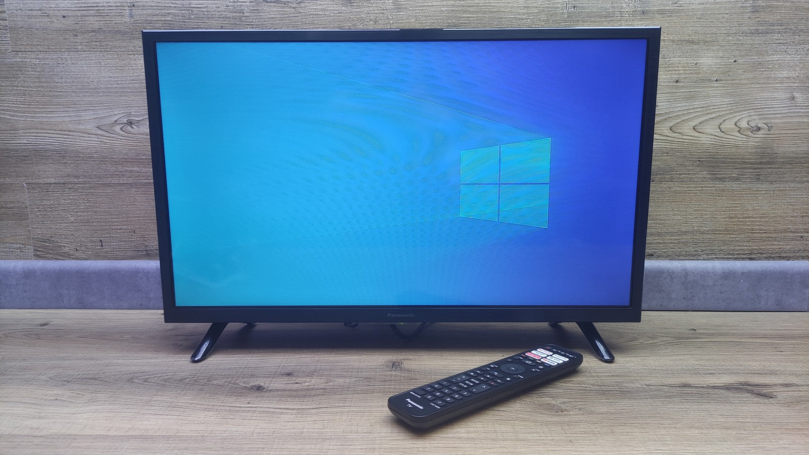Panasonic TX-24MSW504 Smart TV Monitor 24" HD 1366x768 HDR10 HDMI WiFi Android