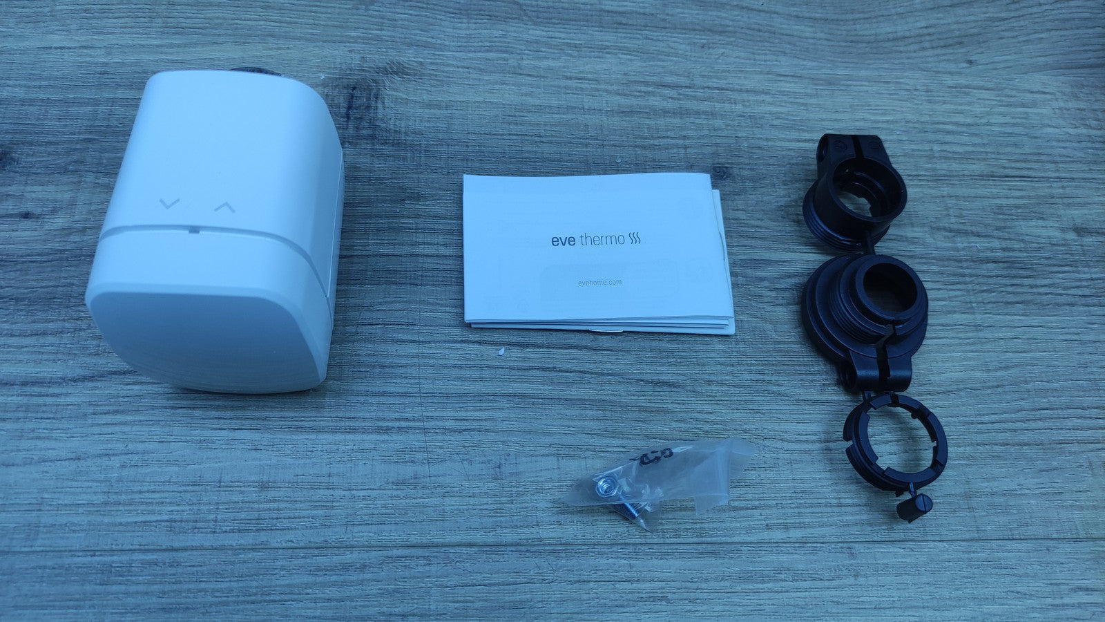 Eve Thermo Smartes Heizkörperthermostat mit LED-Display, I34478