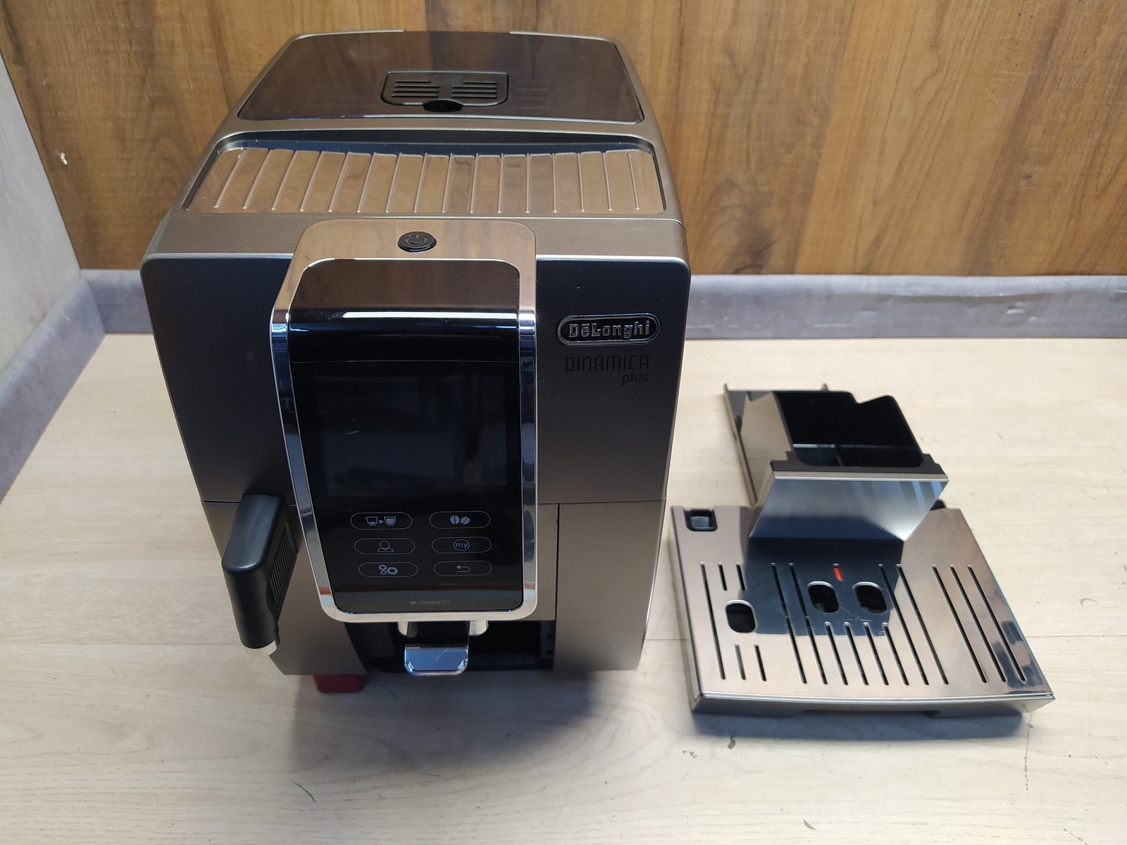 DeLonghi Dinamica Plus ECAM370.95.T Kaffeevollautomat I37692