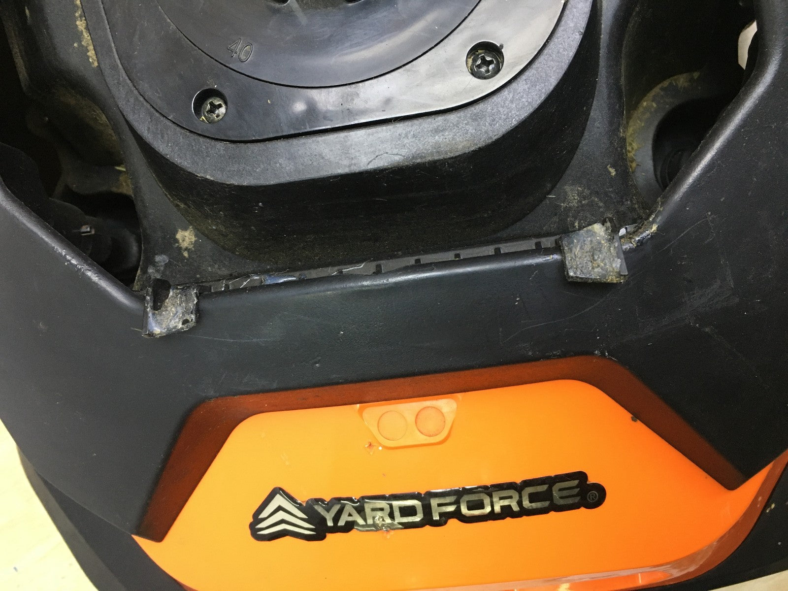 Yard Force SA500ECO Akku-Rasenmähroboter für bis zu 500m² , I34750