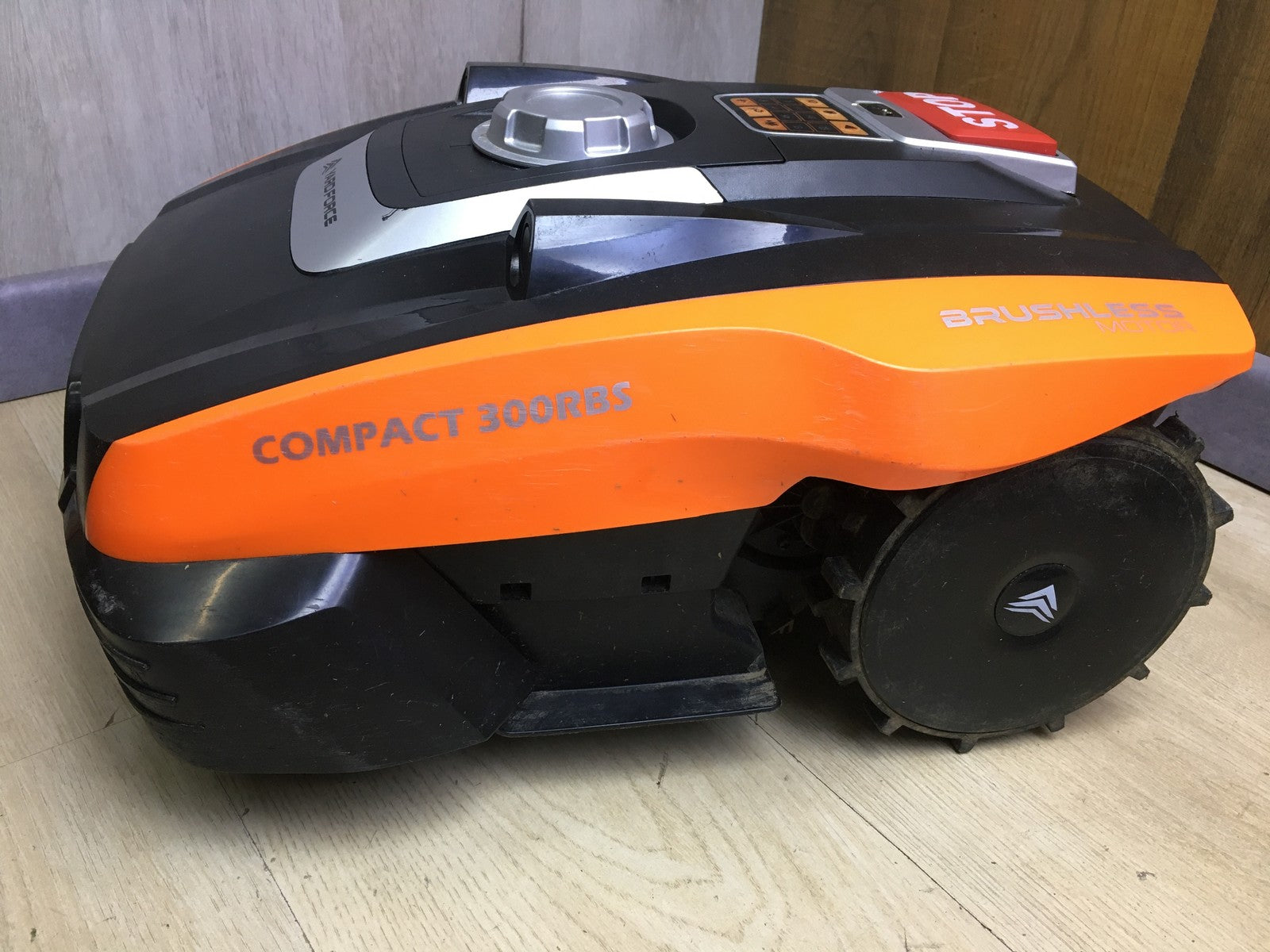 Yard Force FORCE Mähroboter COMPACT 300RBS bis zu 300 qm, I34797