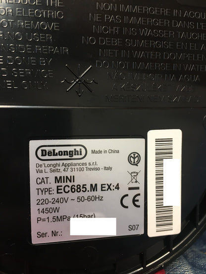 De'Longhi EC685.M Espressomaschine mit Milchaufschäumer, 1350W, I39743