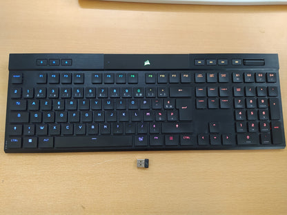CORSAIR K100 AIR WIRELESS RGB Ultradünne Mechanische Gaming-Tastatur, FR, I36933