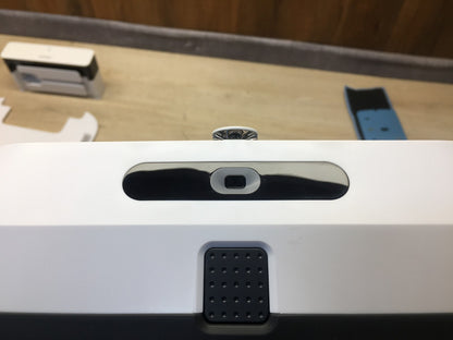iRobot Braava Jet M6 Wischroboter mit Präzisions-Sprühstrahl RMA-Y1, I36461