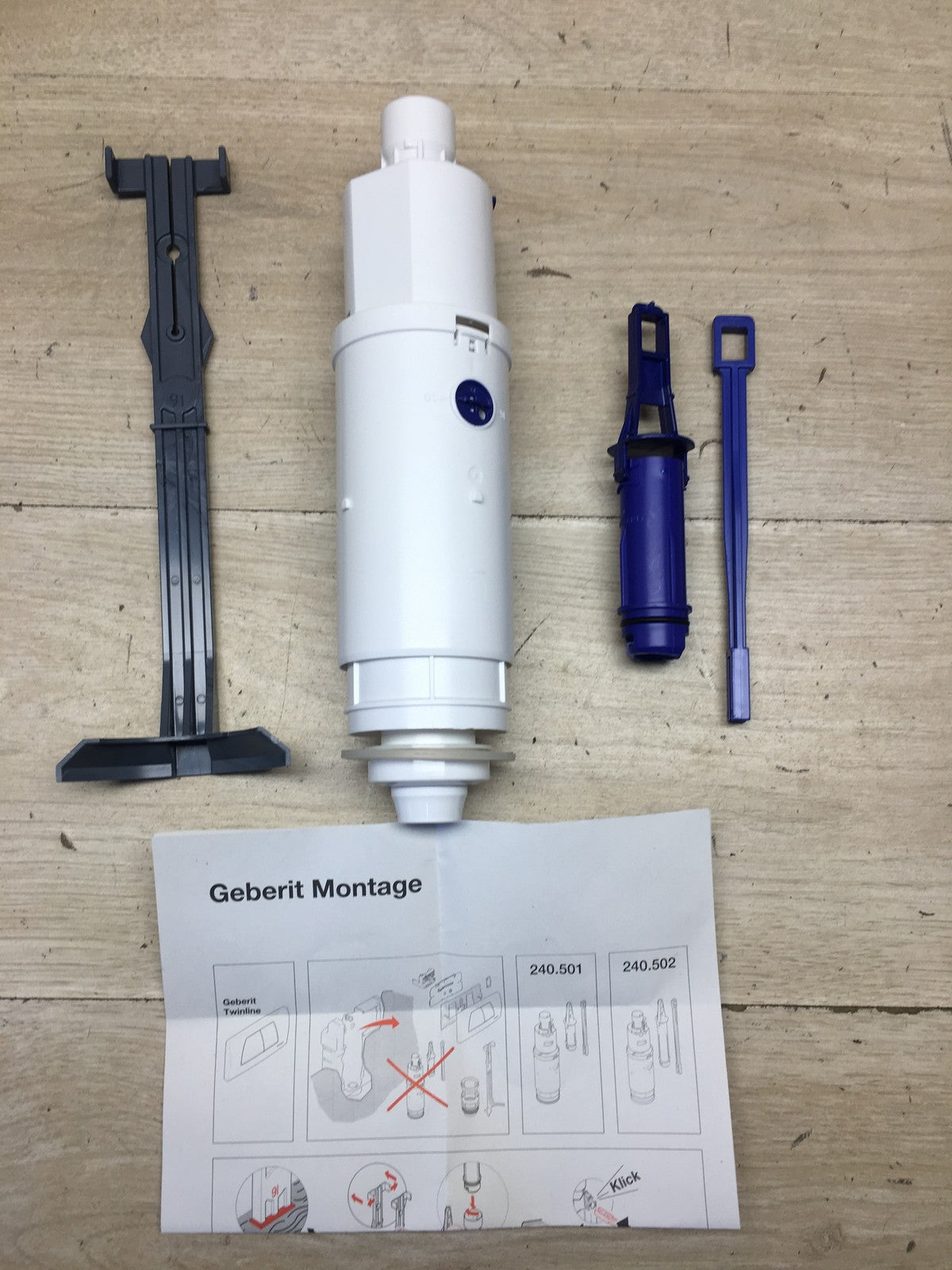 Geberit Spülgarnitur für Betätigung von vorn, Heberglocke, 240.501.00, I39803