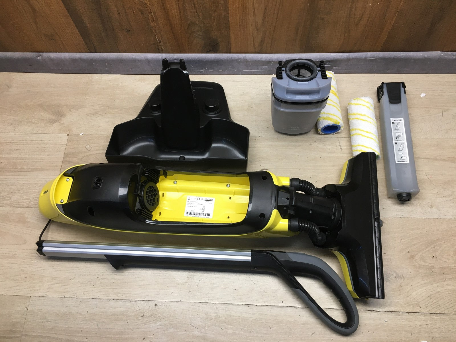 Kärcher FC 5 Cordless Akku-Hartbodenreiniger (1.055-601.0), I35886