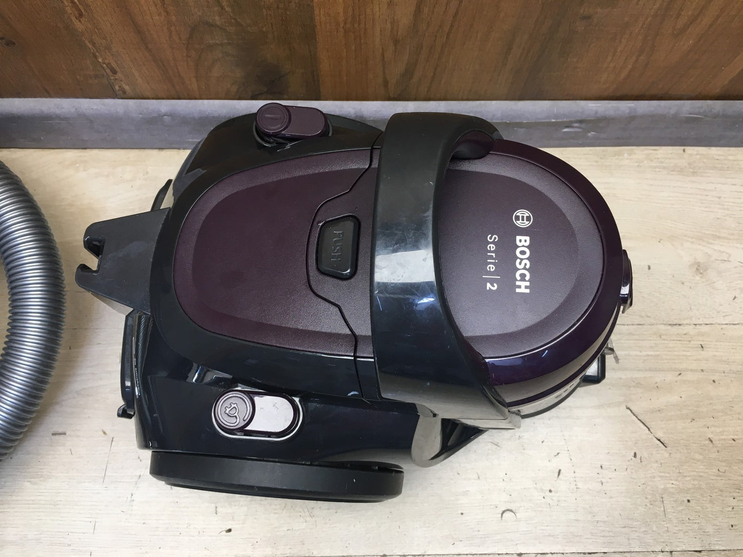 Bosch BGC05AAA1 Staubsauger ohne Beutel, 700W, I39476