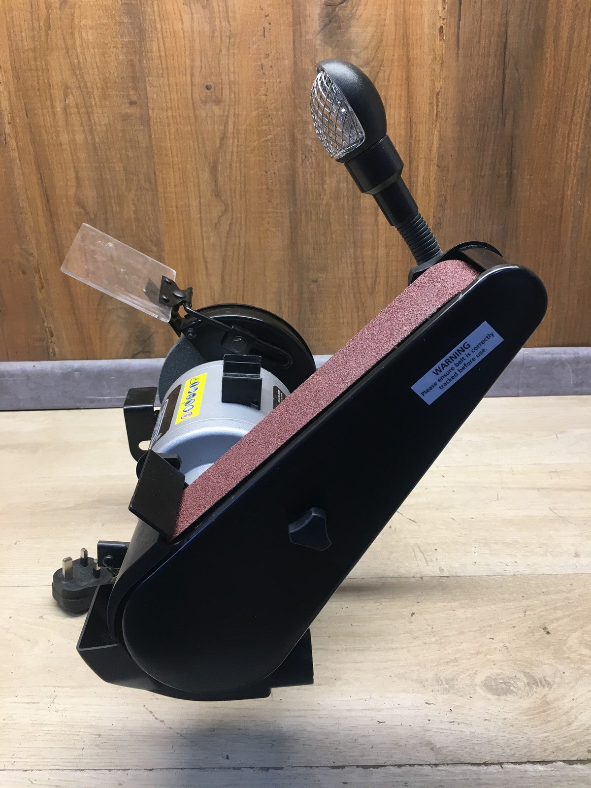 Draper 05096 Tischschleifmaschine mit Schleifband und Arbeitsleuchte, I39994