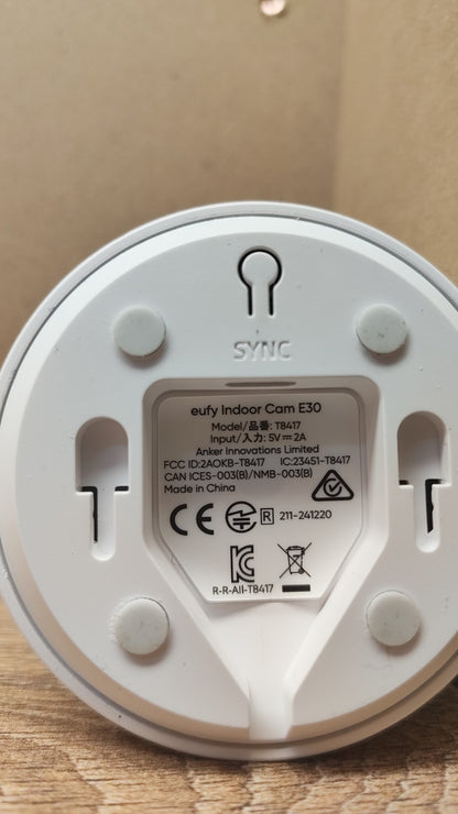 eufy Cam E30 Überwachungskamera Innen T8417, Farbnachtsicht, I40318