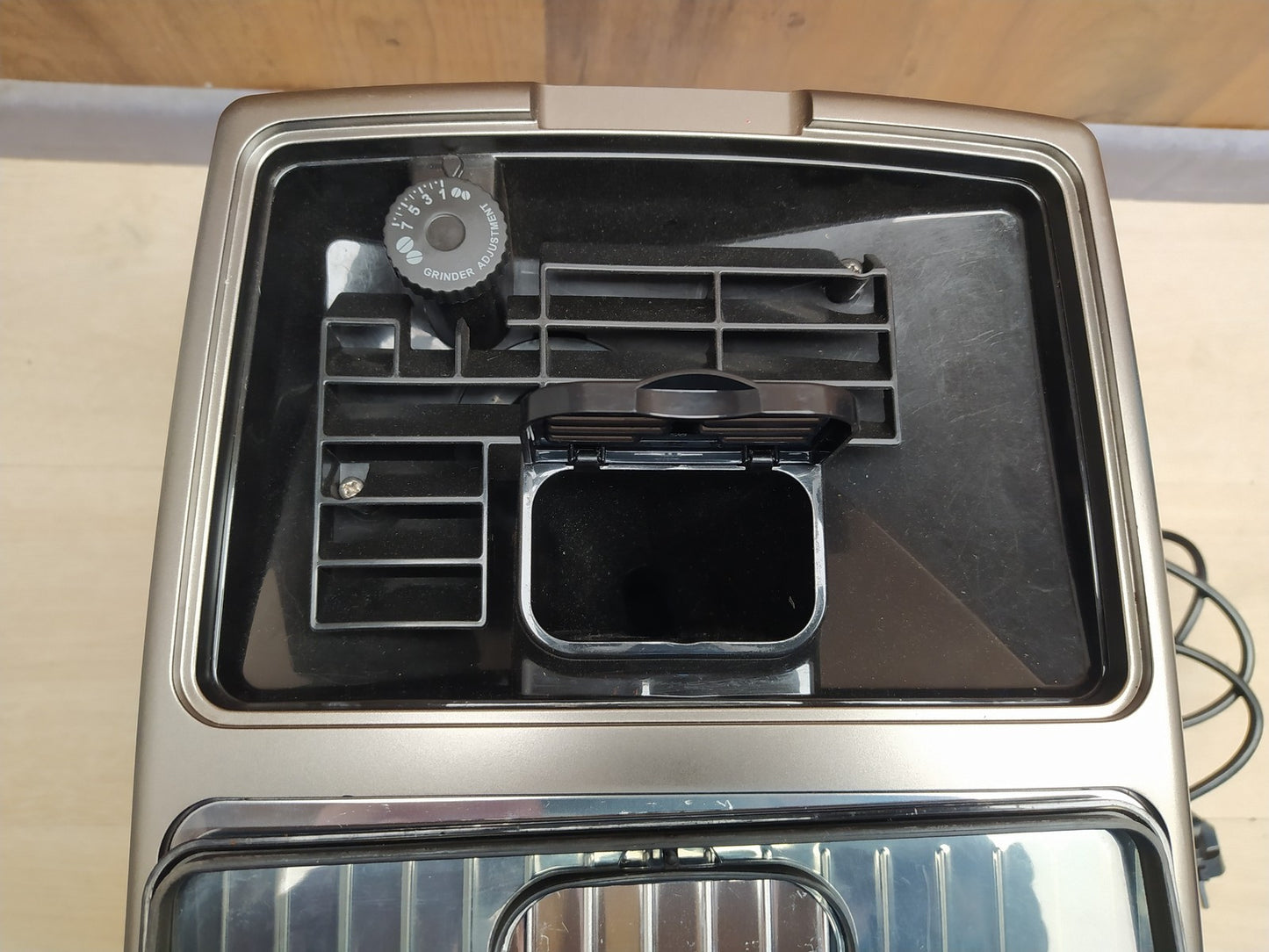 DeLonghi Dinamica Plus ECAM370.95.T Kaffeevollautomat I37692